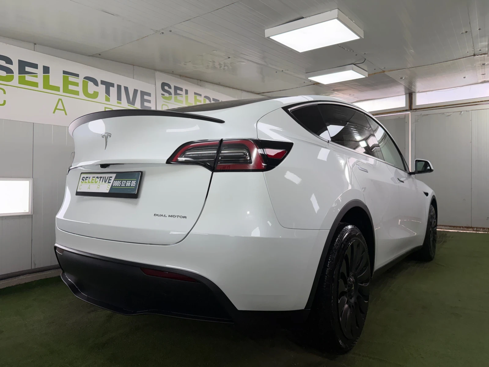 Tesla Model Y DUAL MOTOR * AWD* 2024* Long Range 12 800 km*  | Mobile.bg � ����������� 6