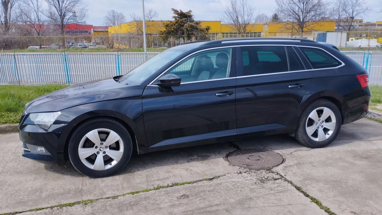 Skoda Superb 2.0/150hp, снимка 2 - Автомобили и джипове - 53961449