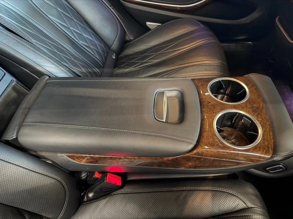 Mercedes-Benz S 63 AMG* АвтоКредит* (Цена до БГ) , снимка 12 - Автомобили и джипове - 54026296