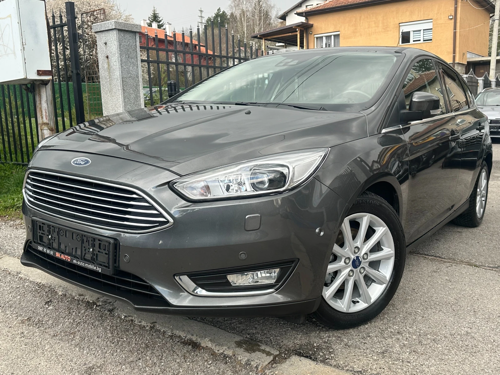 Ford Focus 1.0T-125k.s-105000km-NAVI-LED-PDC-EURO6B-PARKPILOT