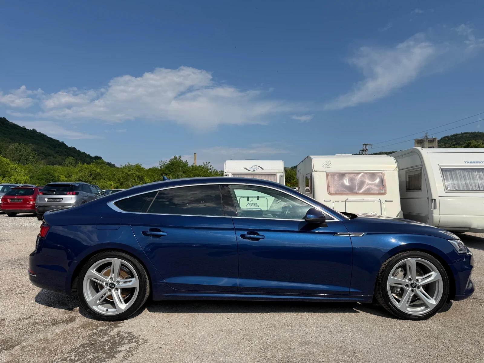Audi A5 2.OTDI КОЖА/ПОДГРЕВ/ЛЕТИ.ДЖ/ГЕРМАНИЯ, снимка 2 - Автомобили и джипове - 54794736