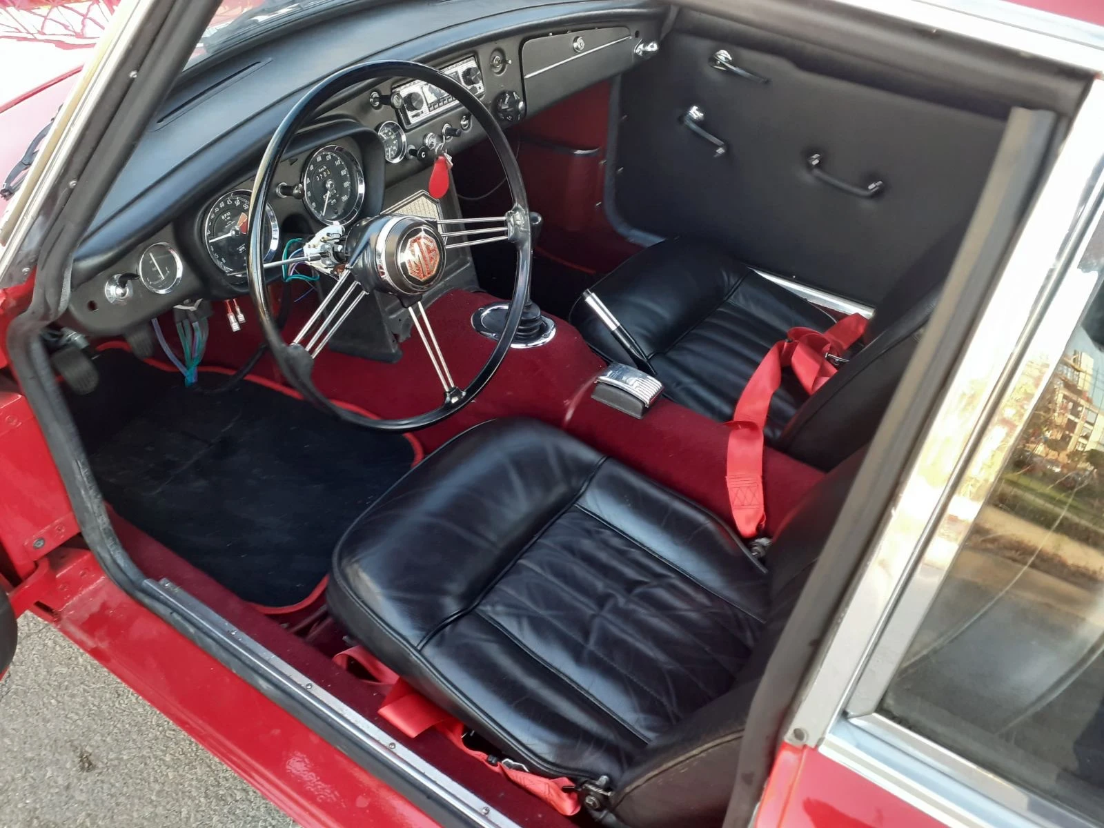 Mg Mgb GT 1800, снимка 6 - Автомобили и джипове - 54899218