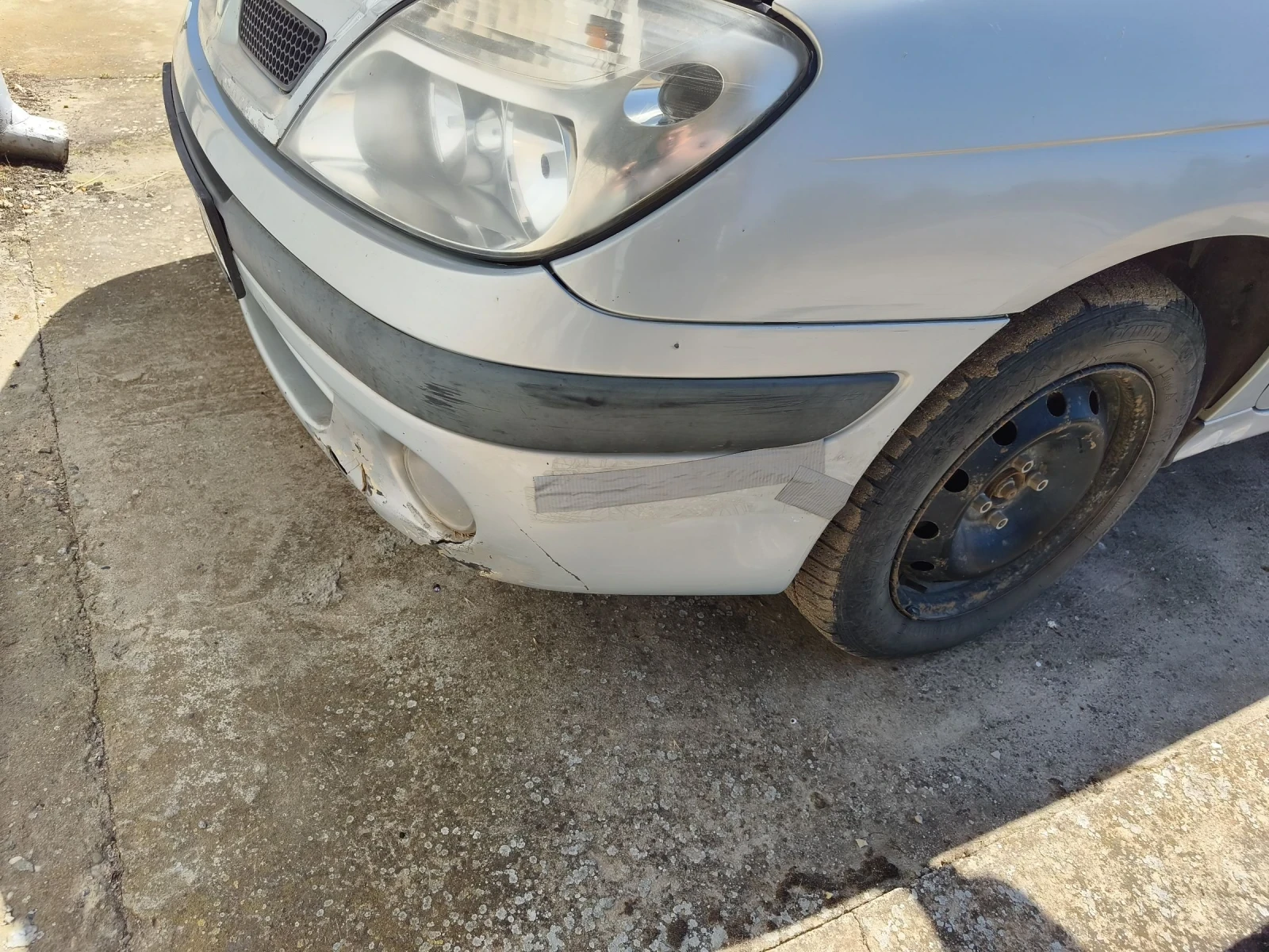 Renault Scenic Dti, снимка 5 - Автомобили и джипове - 54930569