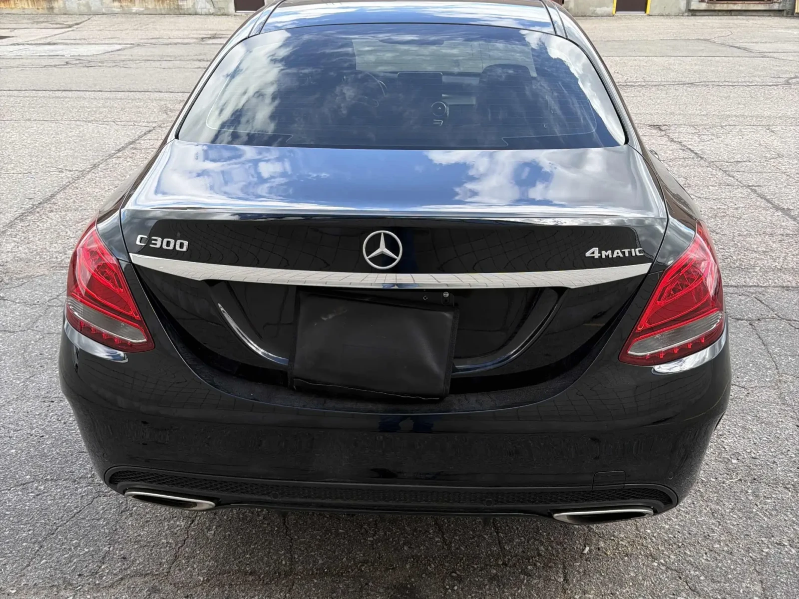 Mercedes-Benz C 300 * CARFAX * АВТО КРЕДИТ * , снимка 5 - Автомобили и джипове - 54934904