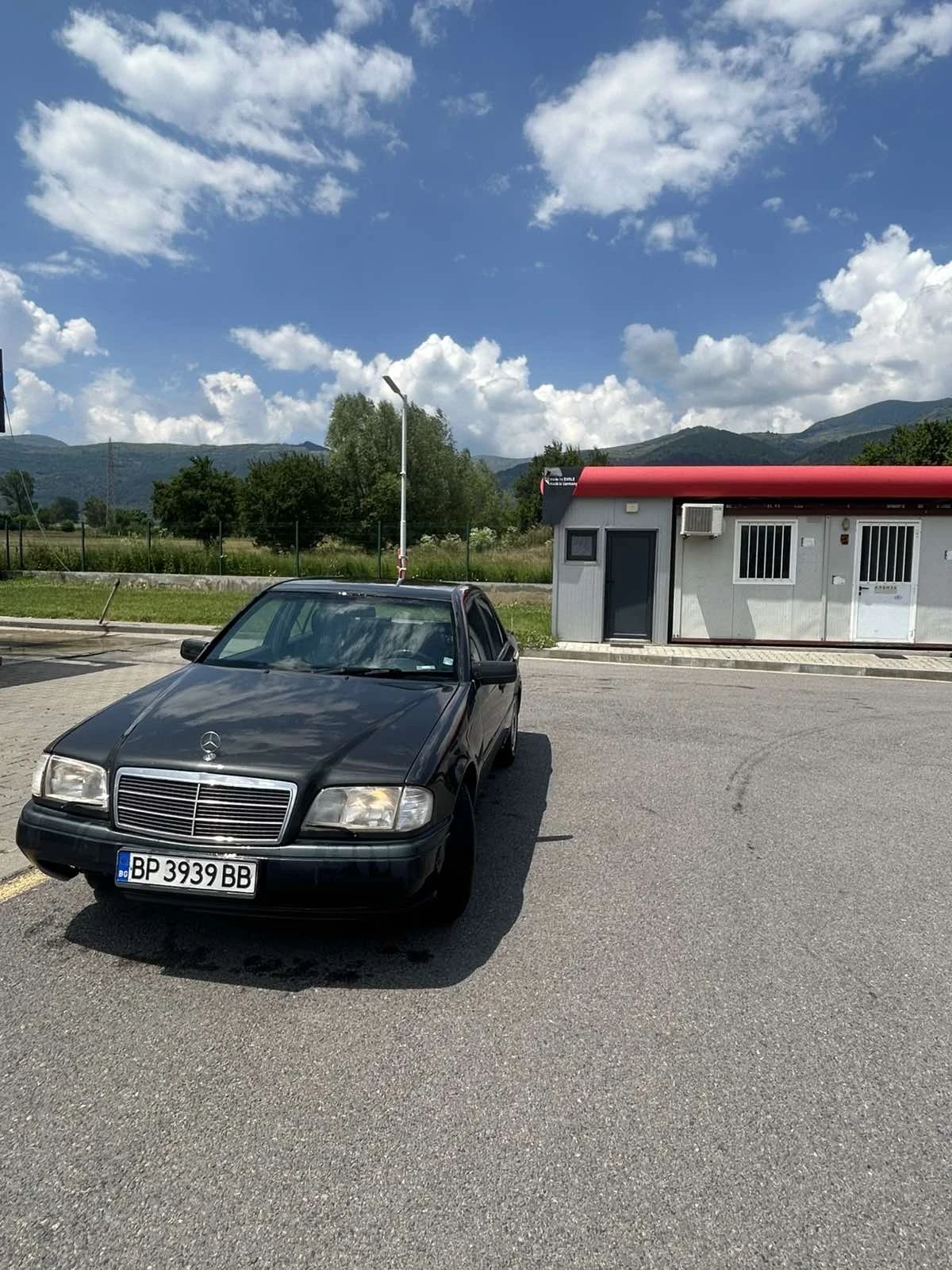 Mercedes-Benz C 180 1.8 ГАЗ, снимка 2 - Автомобили и джипове - 55161318