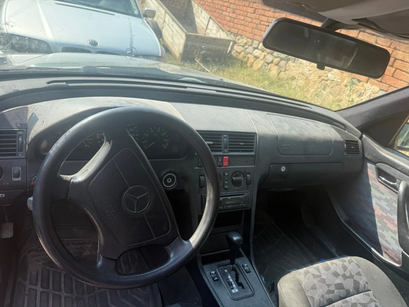 Mercedes-Benz C 180 ГАЗ, снимка 7 - Автомобили и джипове - 55161318