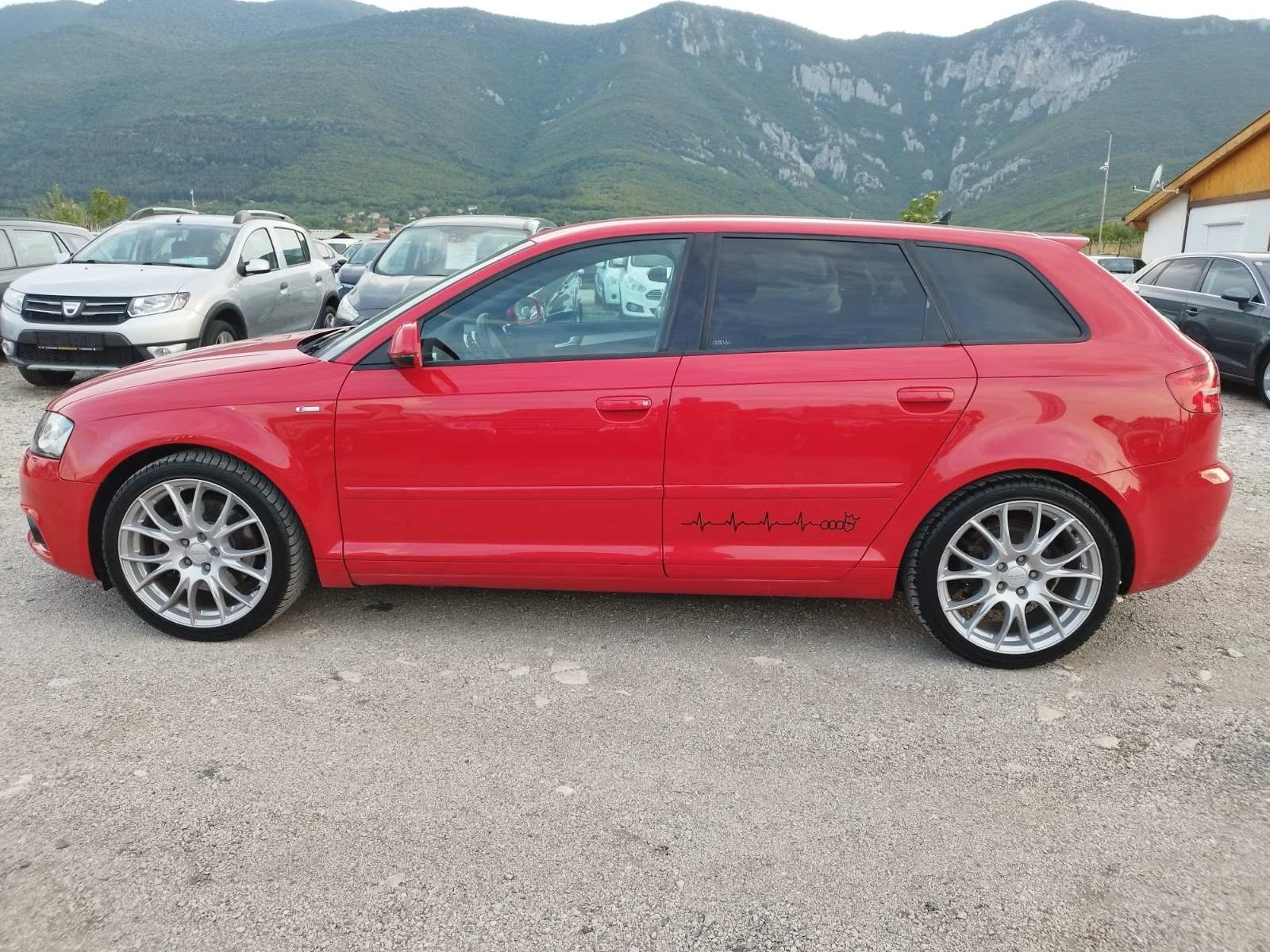 Audi A3 2.0 TDI S-LINE QUATTRO, снимка 8 - Автомобили и джипове - 55316792
