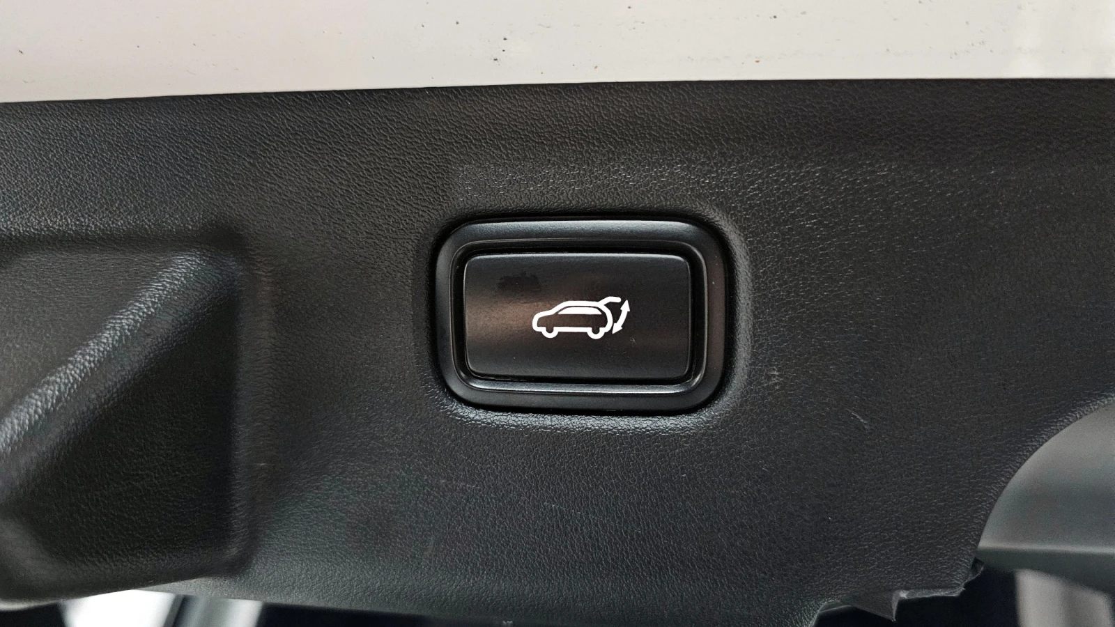 Kia EV6 * 2 КЛЮЧА * ОБДУХВАНЕ * ДИСТРОНИК * 360 КАМЕРА * , снимка 14 - Автомобили и джипове - 55395585