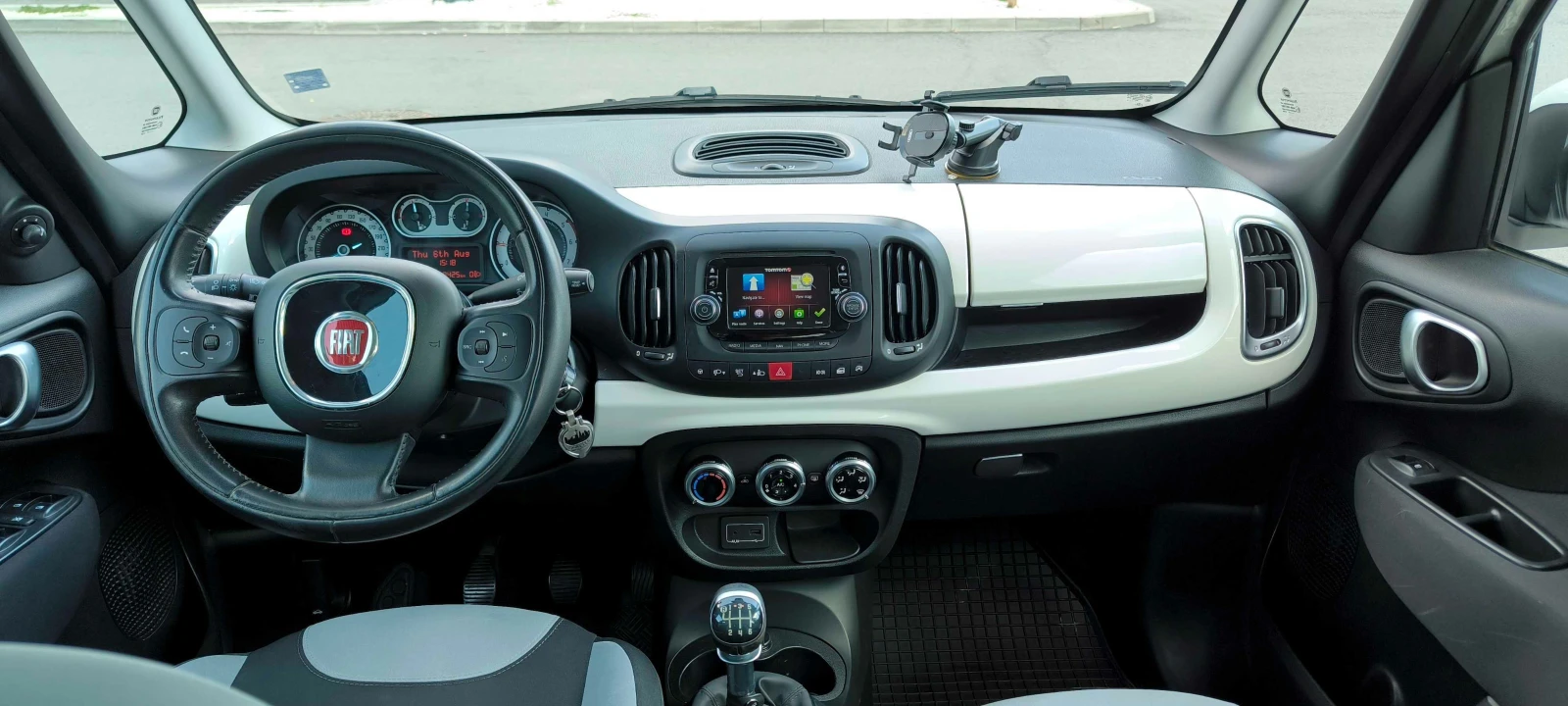 Fiat 500L 1.6 MultiJet с Камера, снимка 7 - Автомобили и джипове - 55577196