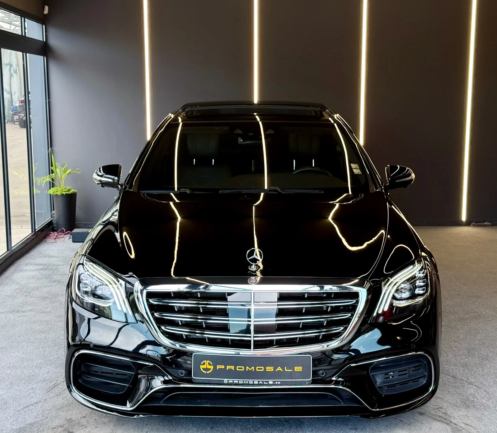 Mercedes-Benz S 560 L* AMG* 4M* Burmester 3D* Обдух* ЛИЗИНГ , снимка 2 - Автомобили и джипове - 55588947