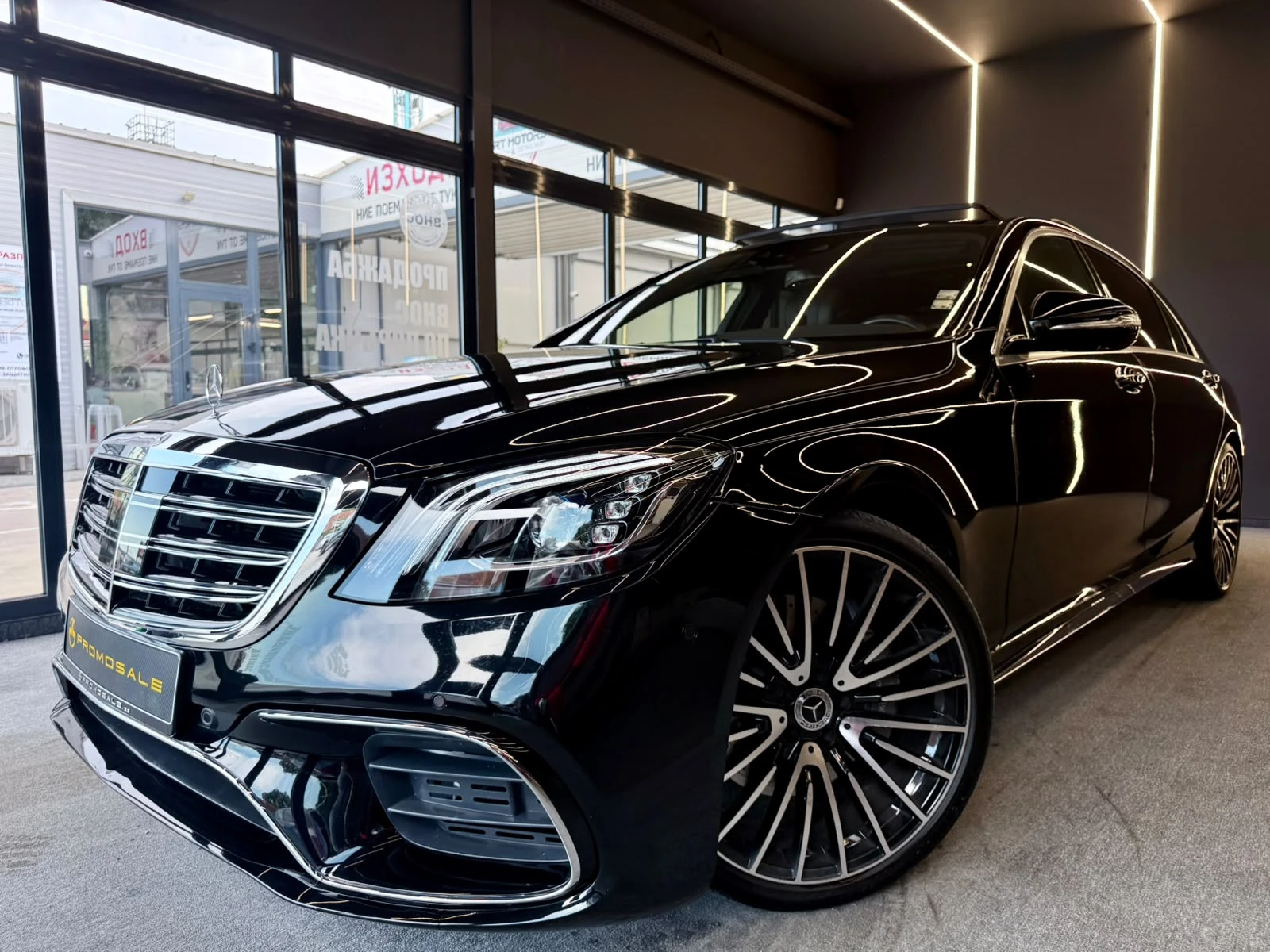 Mercedes-Benz S 560 L* AMG* 4M* Burmester 3D* Обдух* ЛИЗИНГ , снимка 3 - Автомобили и джипове - 55588947