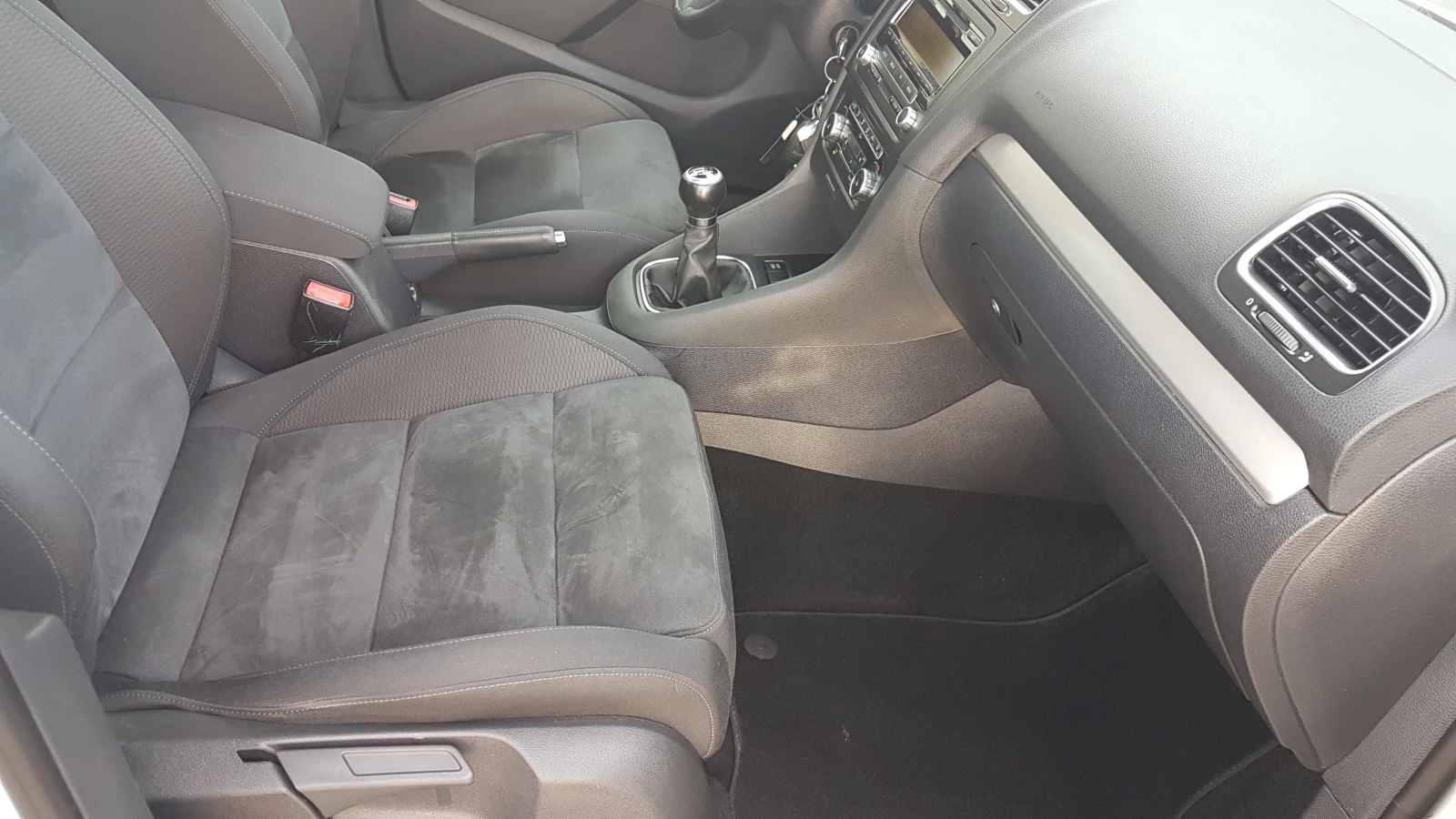 VW Golf 2.0TDI  140, снимка 10 - Автомобили и джипове - 55957198
