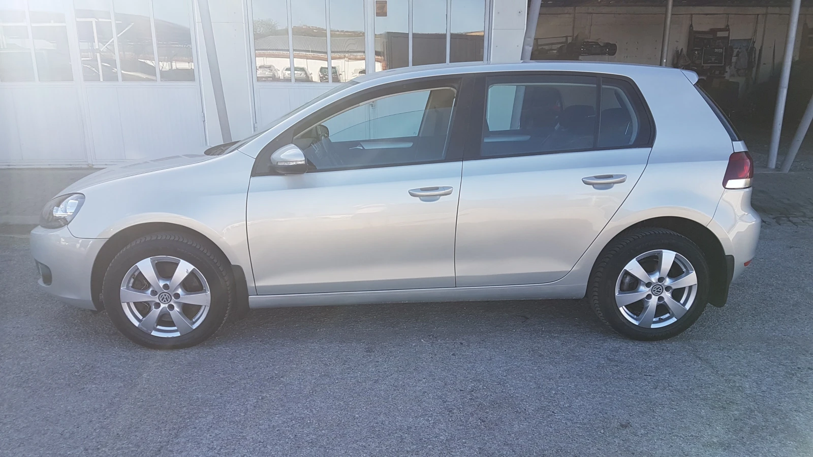 VW Golf 2.0TDI  140, снимка 9 - Автомобили и джипове - 55957198