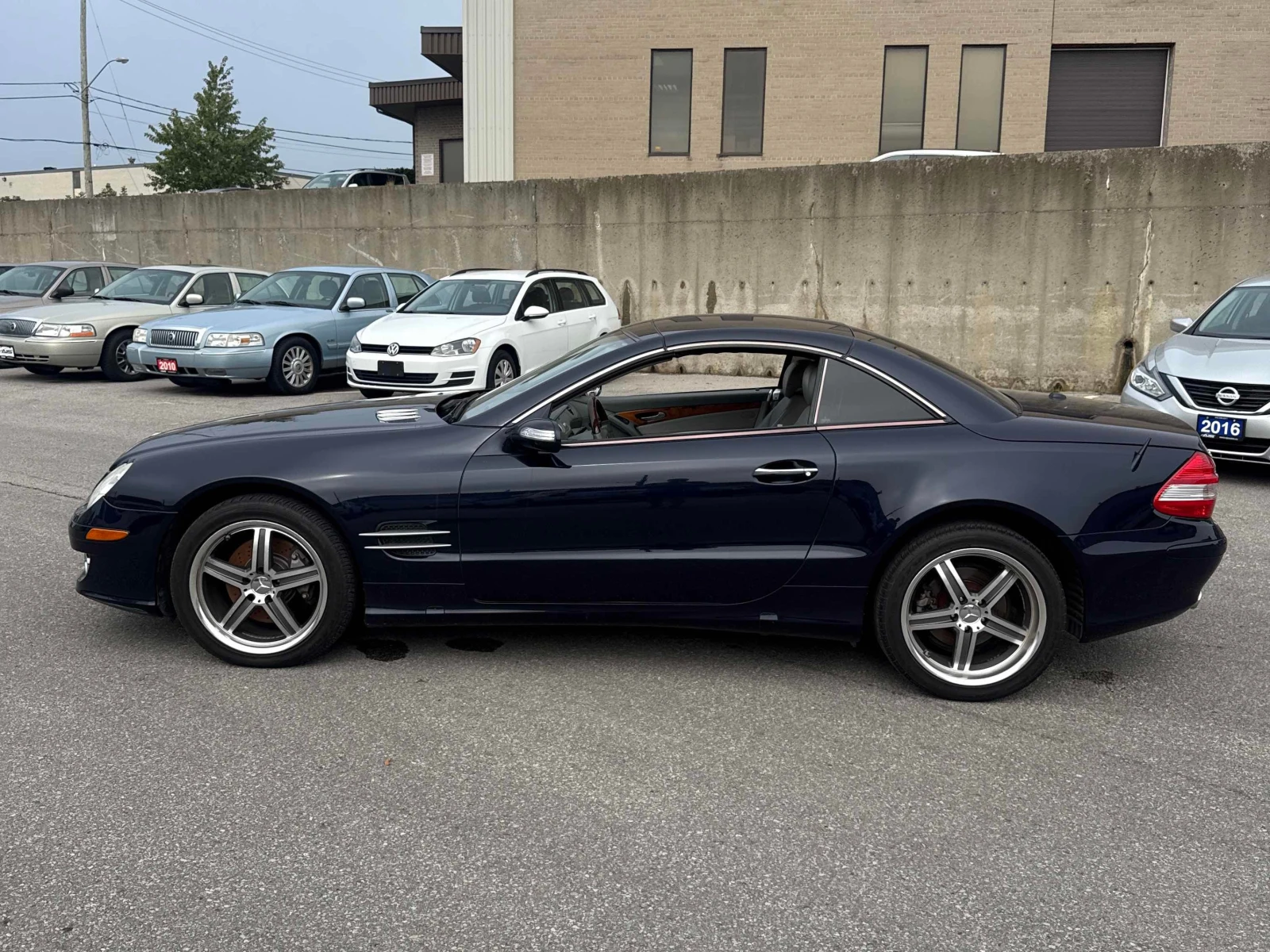 Mercedes-Benz SL * 5.5L V8 * BOSE * ПОДГРЕВ * CARFAX * , снимка 3 - Автомобили и джипове - 56113771