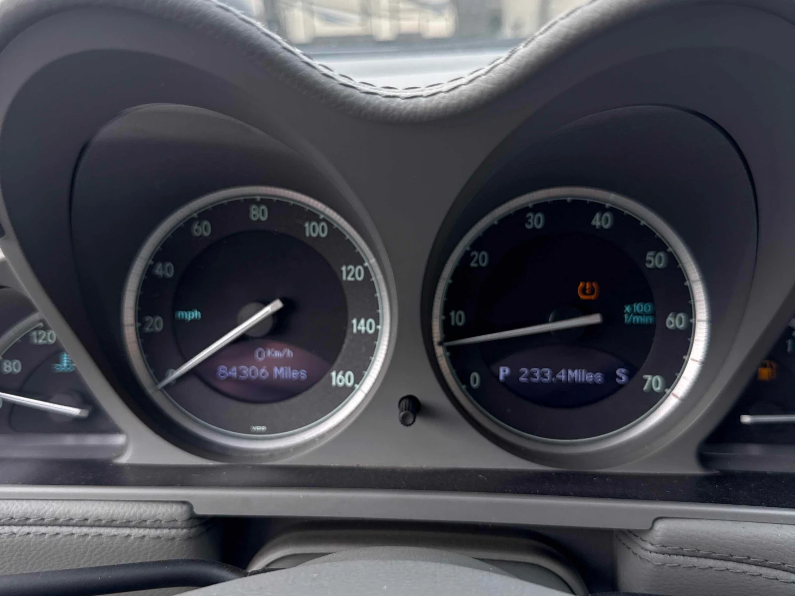 Mercedes-Benz SL * 5.5L V8 * BOSE * ПОДГРЕВ * CARFAX * , снимка 8 - Автомобили и джипове - 56113771