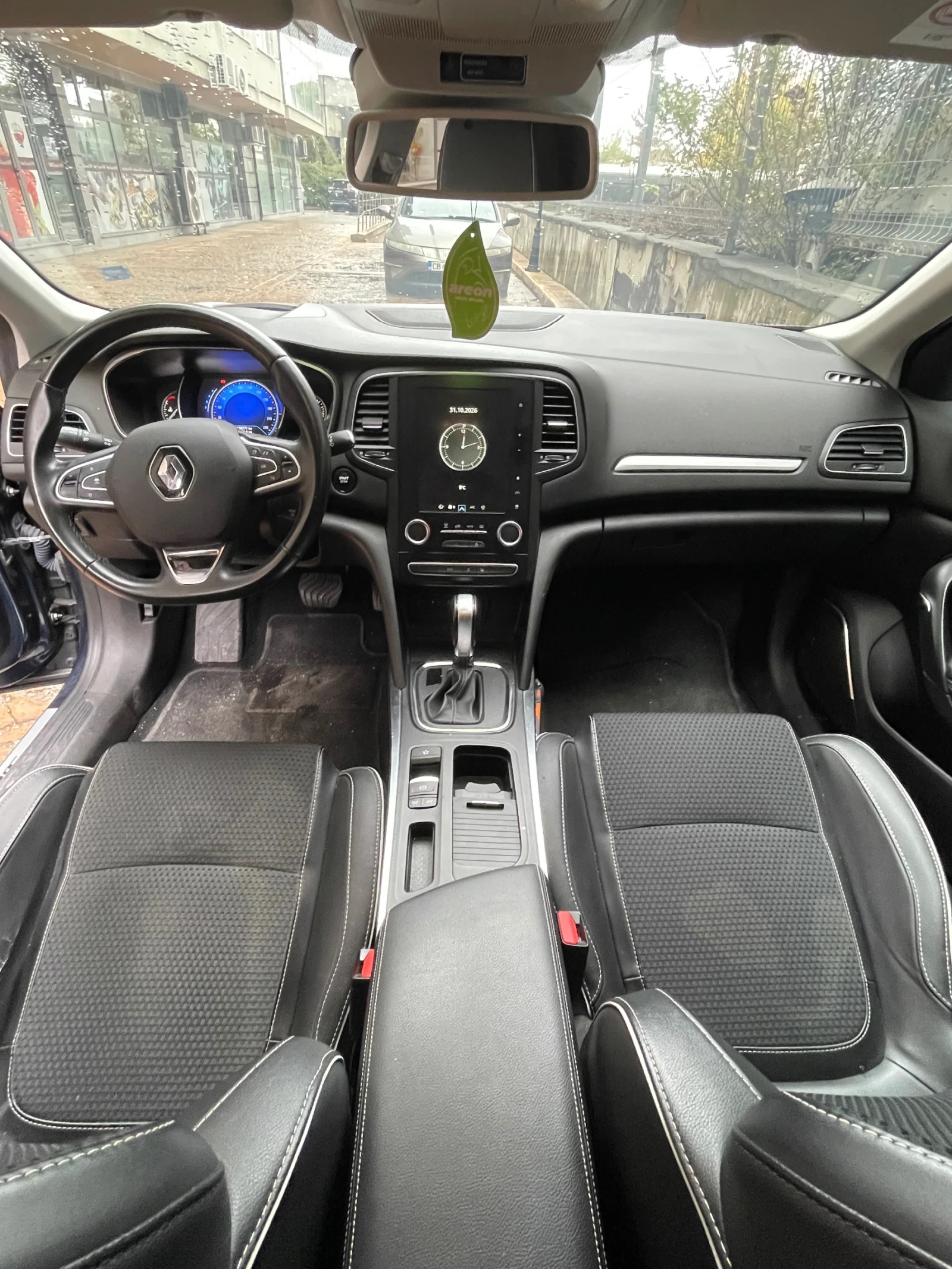 Renault Megane Серия Bose , снимка 5 - Автомобили и джипове - 56746424