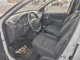 Dacia Duster 1.6 4?4, снимка 7