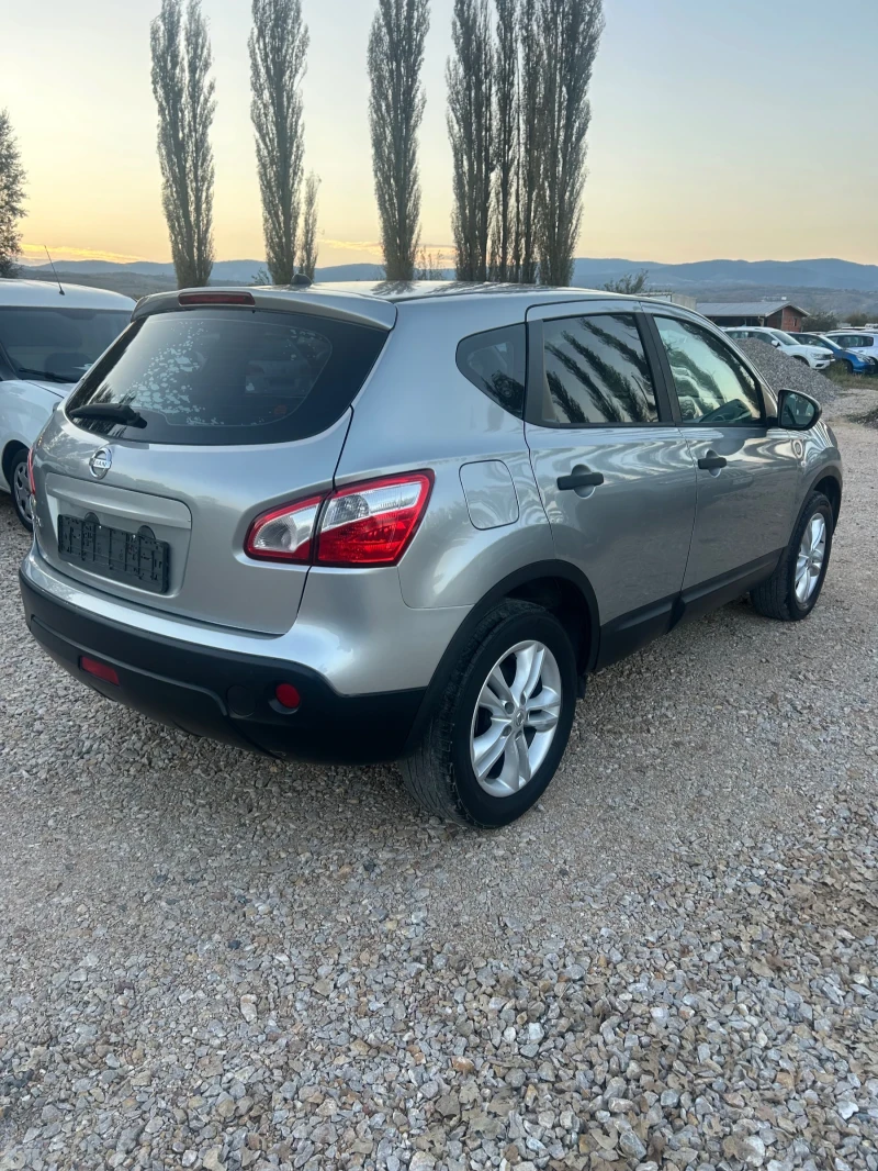 Nissan Qashqai 1.6 ФАБРИЧНА ГАЗ , снимка 4 - Автомобили и джипове - 47642341