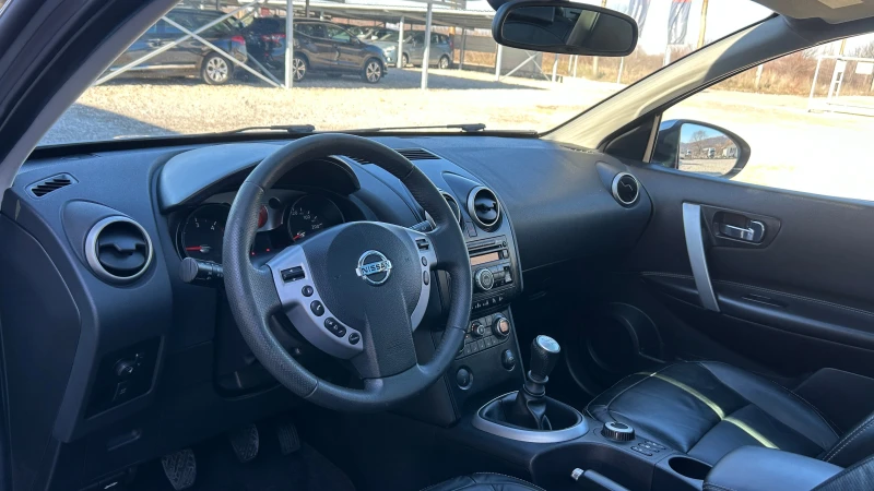 Nissan Qashqai 2.0DCI-4WD-164000km-ПАНОРАМА-ПОДГРЕВ-ВНОС ИТАЛИЯ, снимка 15 - Автомобили и джипове - 48556672