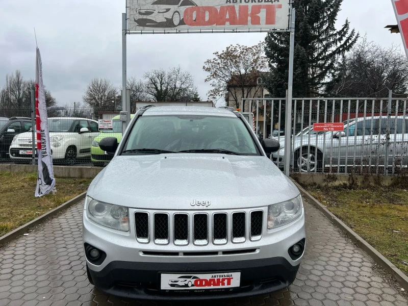 Jeep Compass 2.2CRD/4x4/РЕАЛНИ КМ ! ! ! , снимка 2 - Автомобили и джипове - 49342059