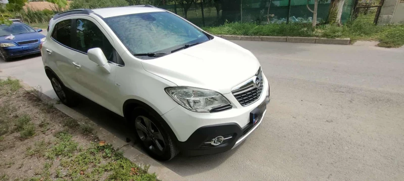 Opel Mokka, снимка 2 - Автомобили и джипове - 52349668