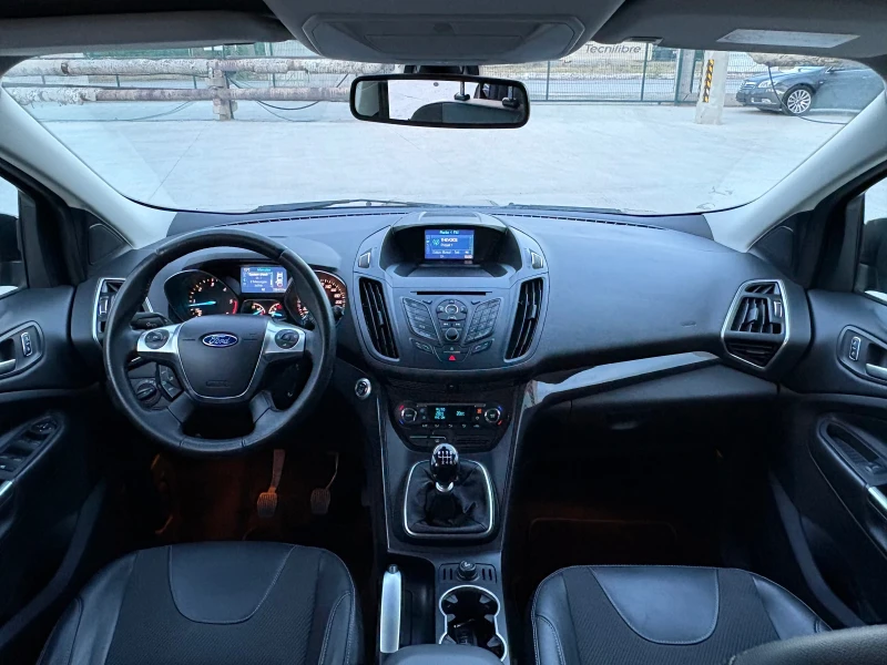 Ford Kuga Titanium 4x2 2.0 diesel, снимка 16 - Автомобили и джипове - 51956037