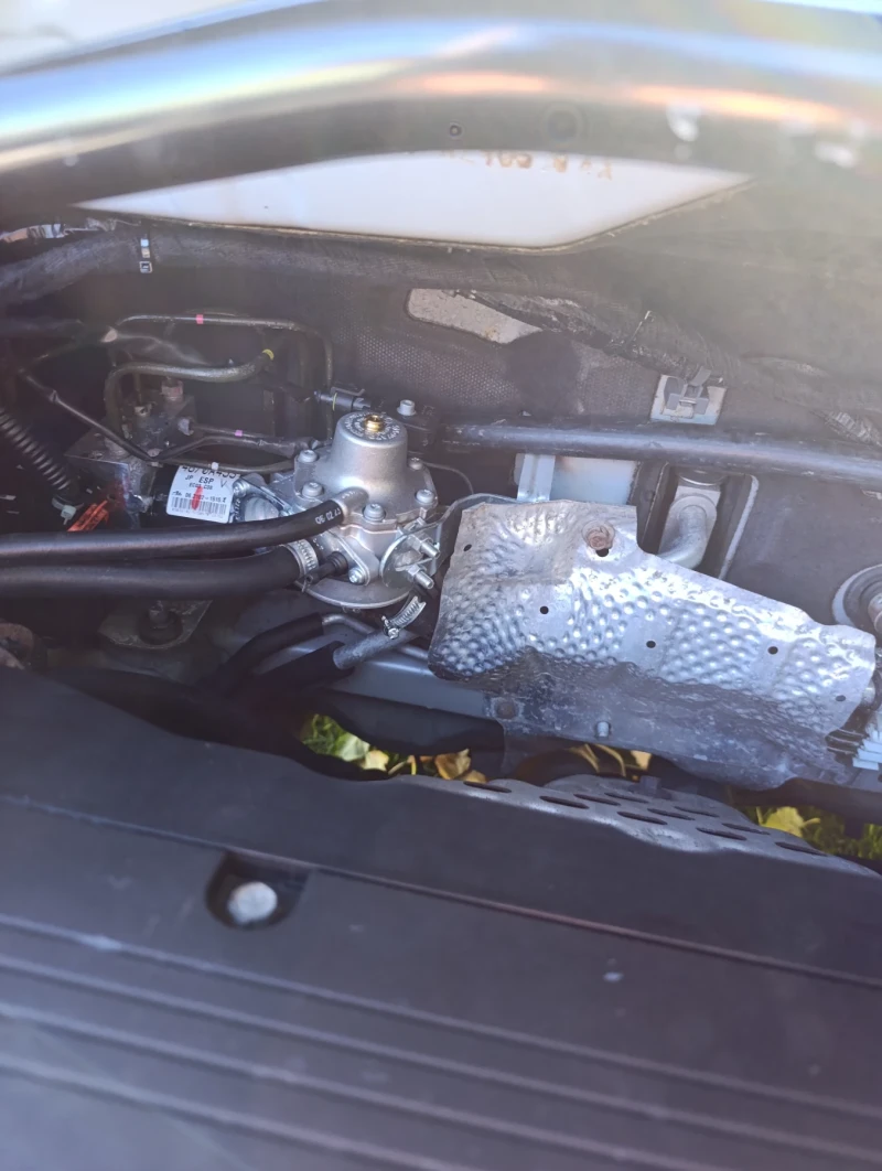 Citroen C-Crosser, снимка 9 - Автомобили и джипове - 52176691