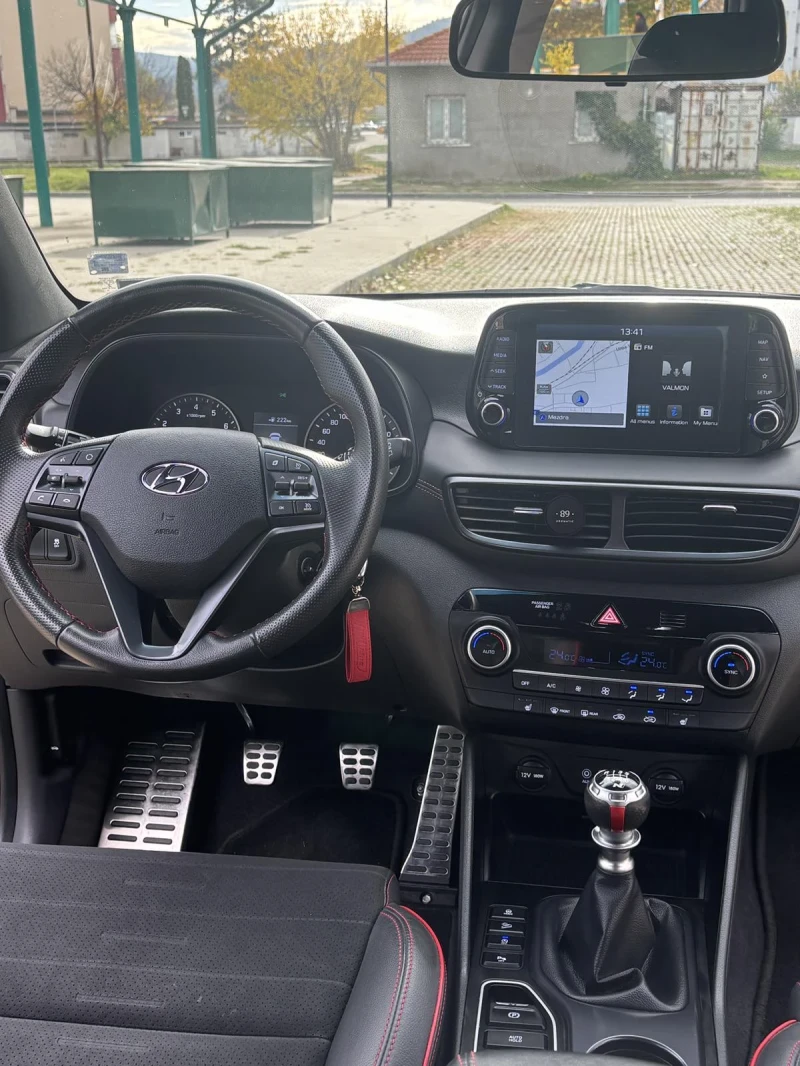 Hyundai Tucson 1.6/NLine, снимка 11 - Автомобили и джипове - 52280960