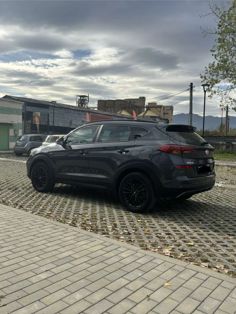 Hyundai Tucson 1.6/NLine, снимка 5 - Автомобили и джипове - 52280960