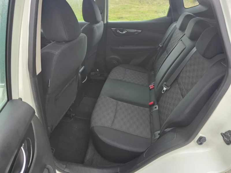 Nissan Qashqai Nissan Qashqai 1.2 DIG-T Tekna 115кс, снимка 7 - Автомобили и джипове - 52394906