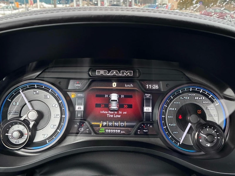 Dodge RAM 1500 * Limited * CARFAX * БЕЗ ПЪРВОНАЧАЛНА ВНОСКА, снимка 8 - Автомобили и джипове - 53062329