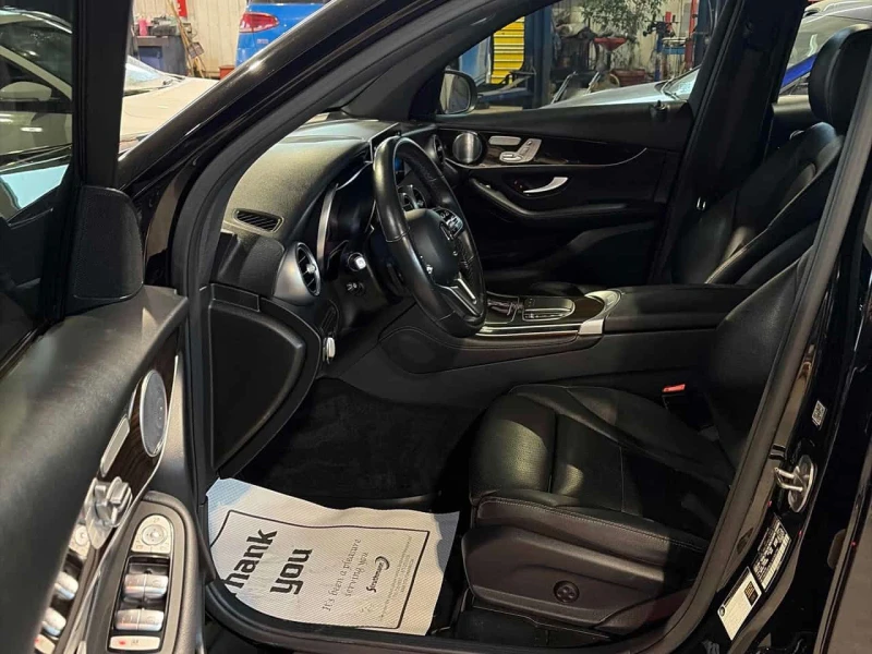 Mercedes-Benz GLC 300  CARFAX, снимка 5 - Автомобили и джипове - 53535251