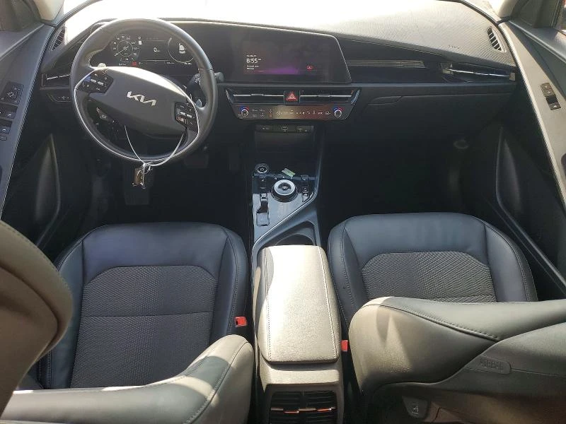 Kia Niro Wind EV, снимка 8 - Автомобили и джипове - 54704576