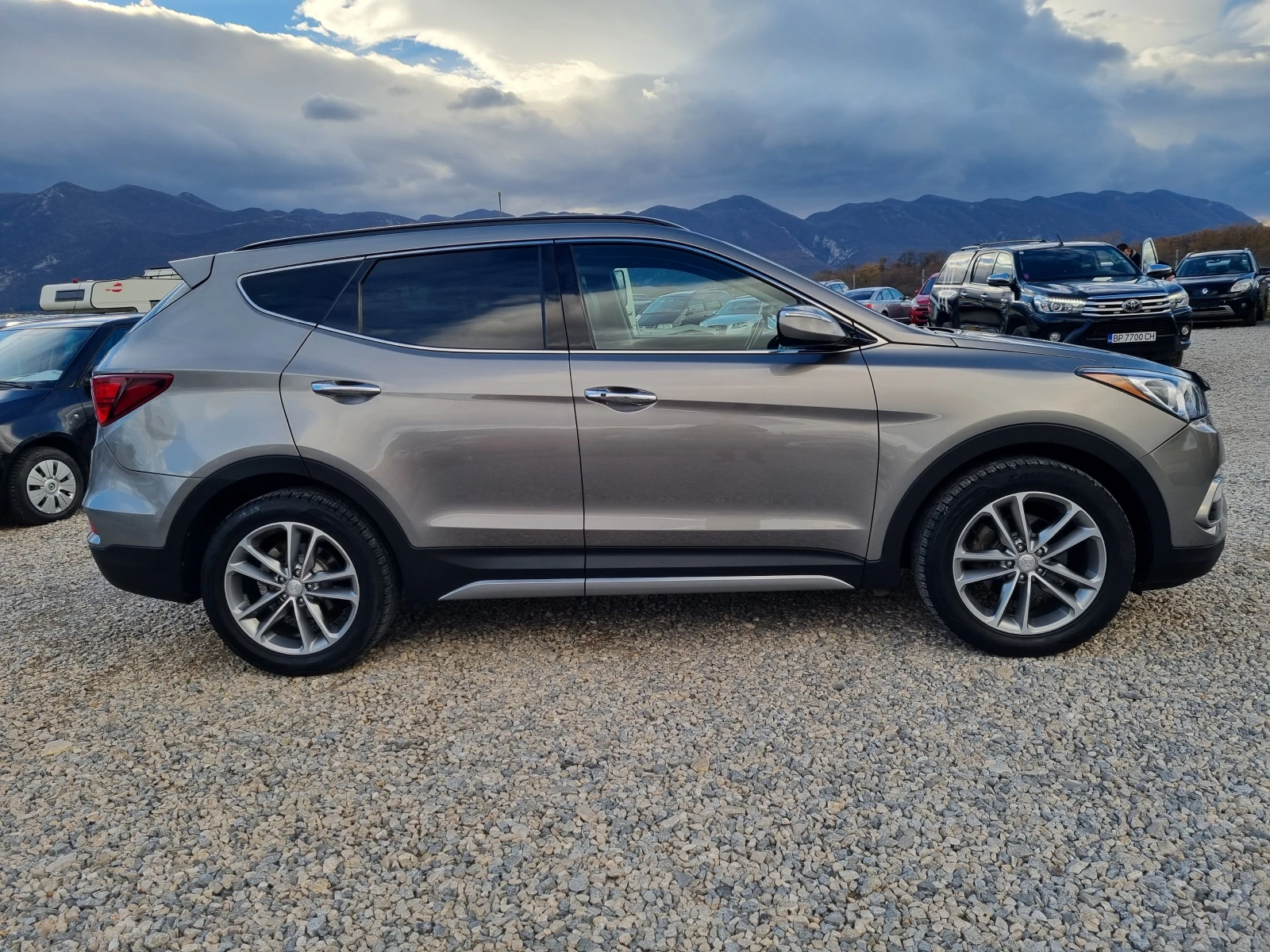 Hyundai Santa fe 2.0i-TURBO-250PS-4X4 - изображение 4