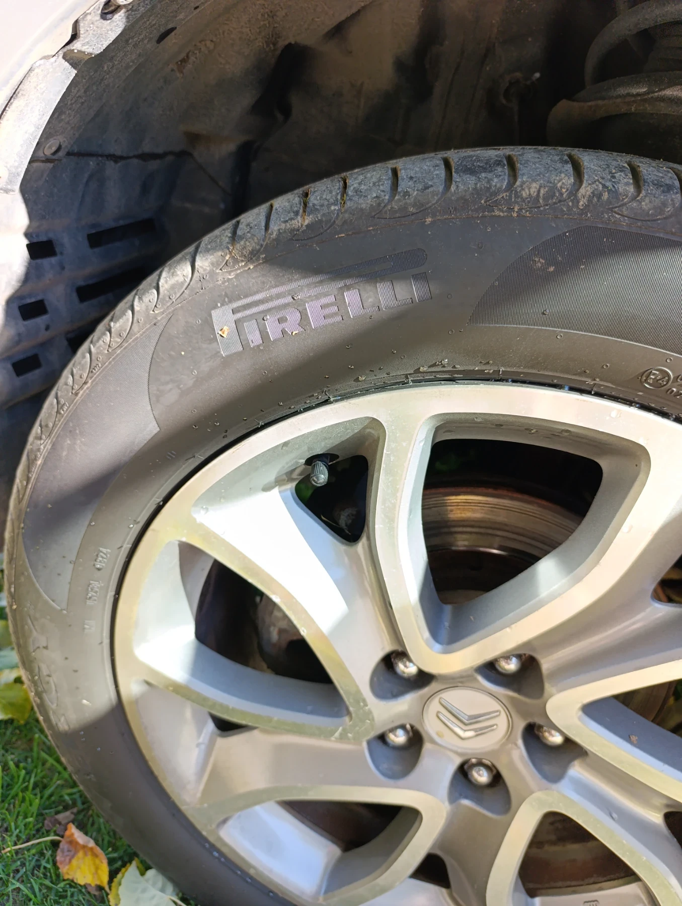 Citroen C-Crosser  - изображение 8