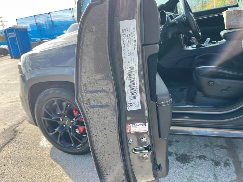 Jeep Grand cherokee SRT  CARFAX - изображение 10