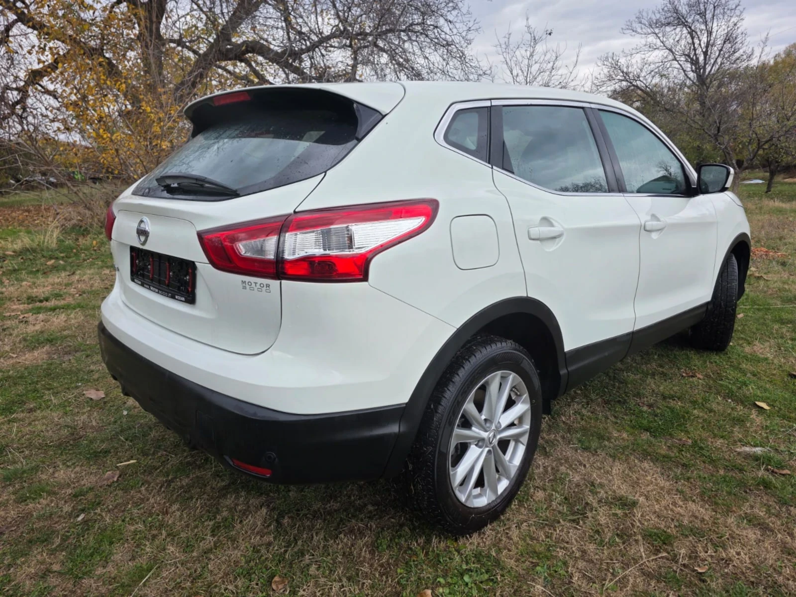 Nissan Qashqai Nissan Qashqai 1.2 DIG-T Tekna 115кс - изображение 6