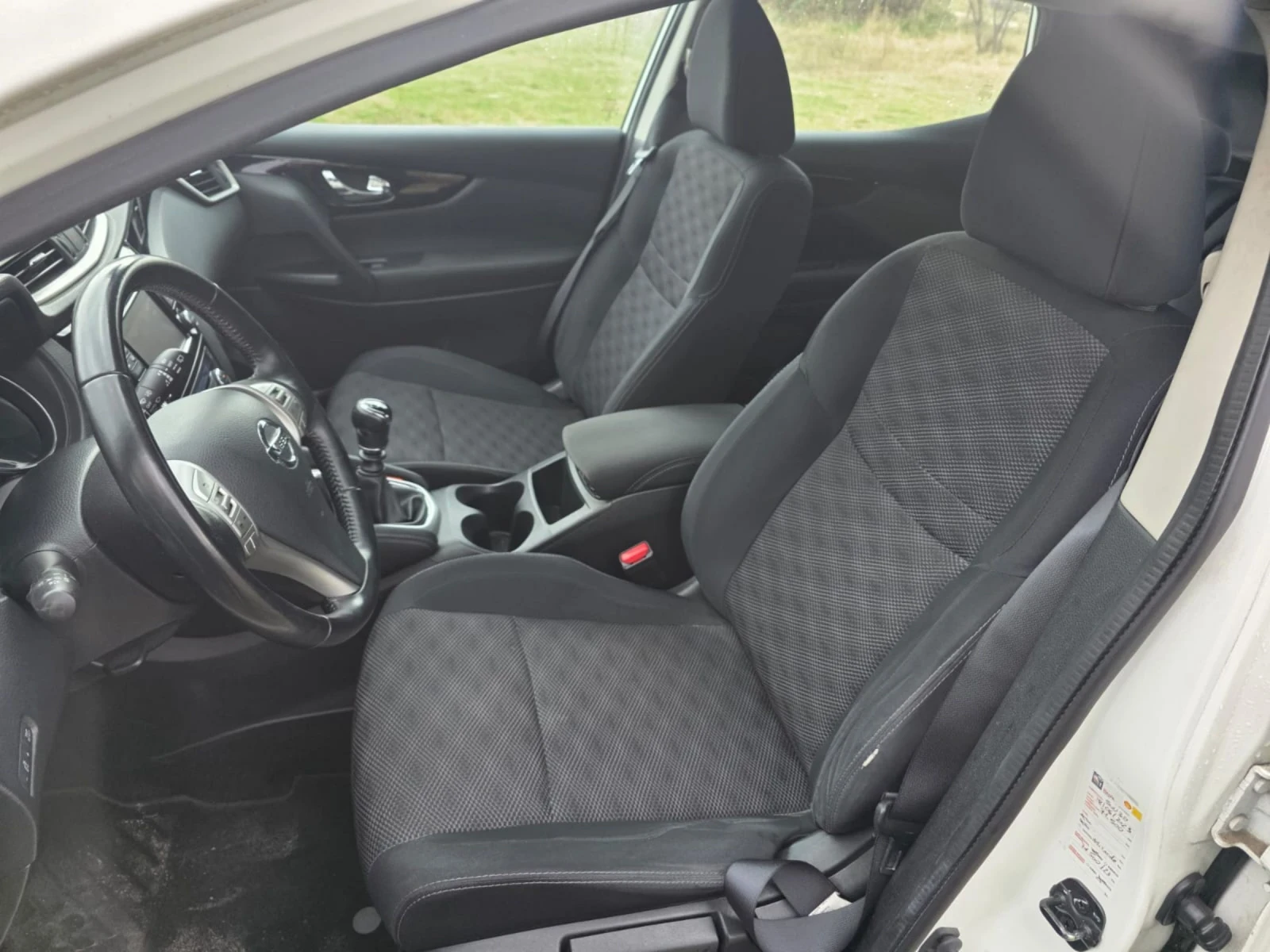 Nissan Qashqai Nissan Qashqai 1.2 DIG-T Tekna 115кс - изображение 8