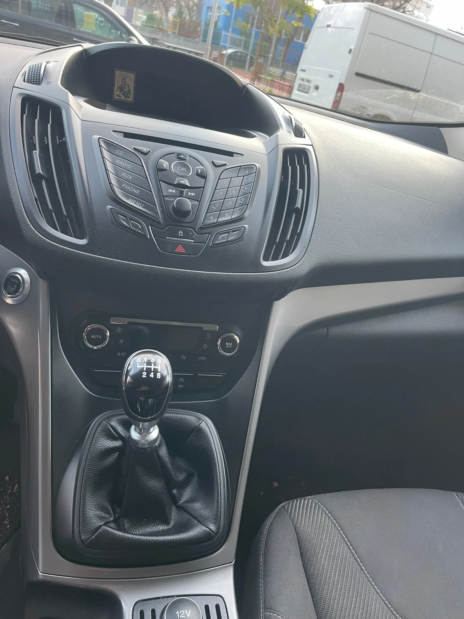 Ford Kuga  - изображение 5