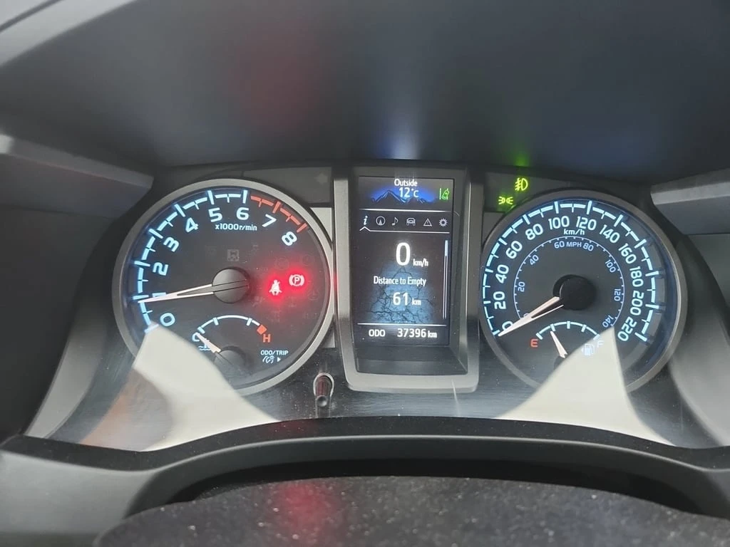 Toyota Tacoma * CREW CAB SHORT BED * CARFAX * ��� ������������ � | Mobile.bg � ����������� 9