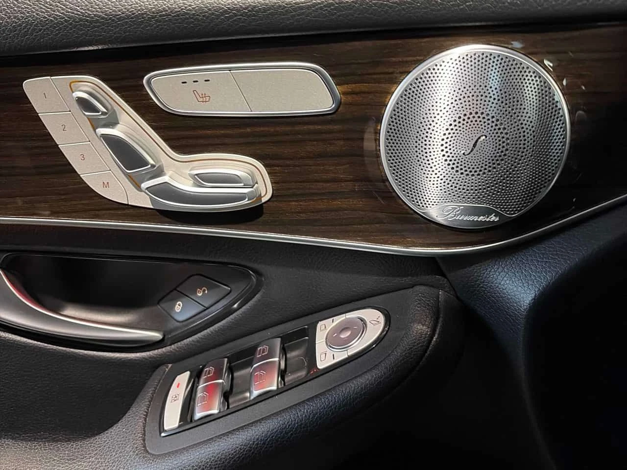 Mercedes-Benz GLC 300  CARFAX | Mobile.bg � ����������� 11