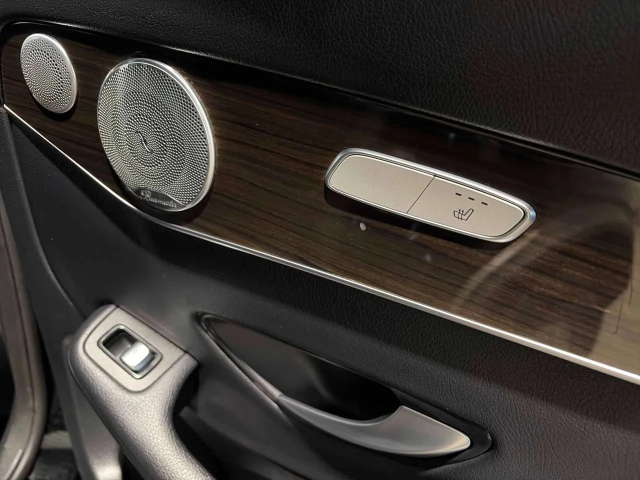 Mercedes-Benz GLC 300  CARFAX | Mobile.bg � ����������� 14