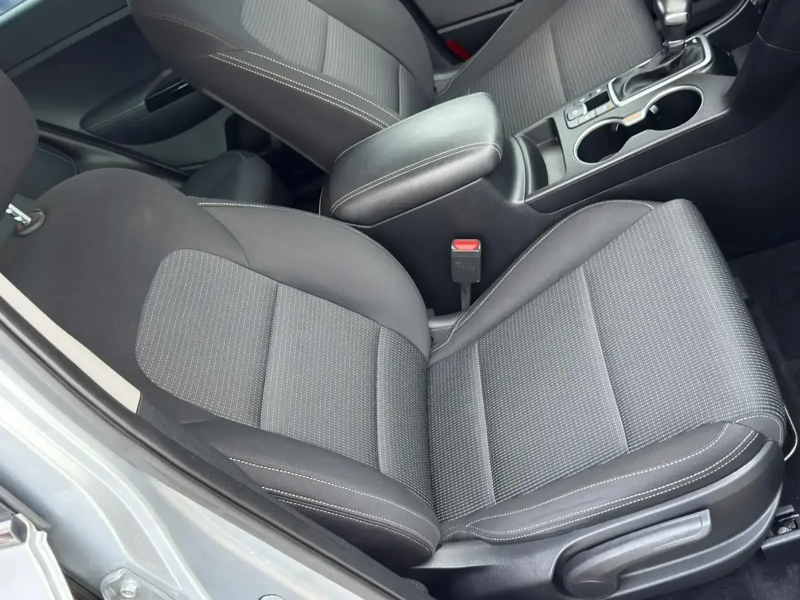 Kia Sportage   1.6 CRDI Ecodynamics+ (MHEV) , снимка 16 - Автомобили и джипове - 53730952