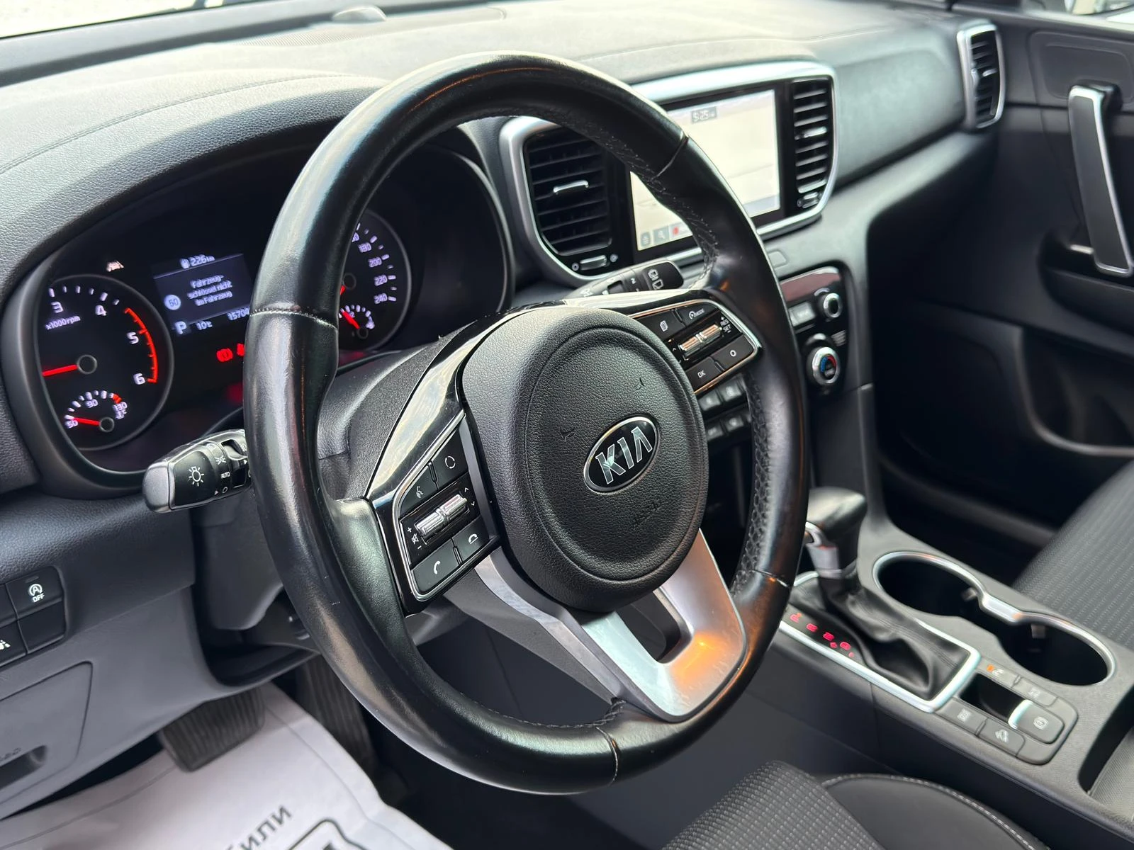 Kia Sportage   1.6 CRDI Ecodynamics+ (MHEV) , снимка 8 - Автомобили и джипове - 53730952