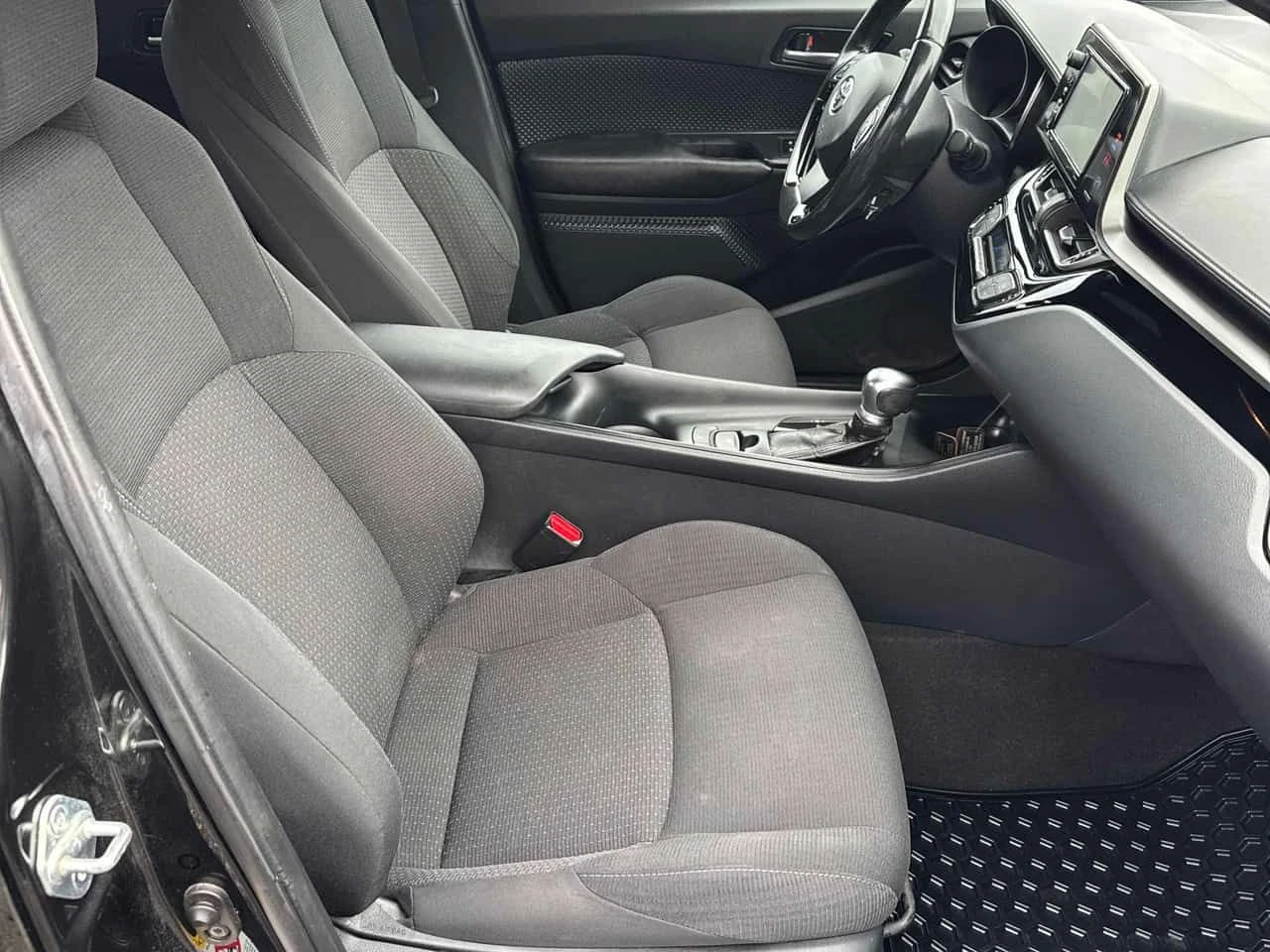 Toyota C-HR * XLE * CARFAX * ЦЕНА ДО БГ, снимка 13 - Автомобили и джипове - 54054891
