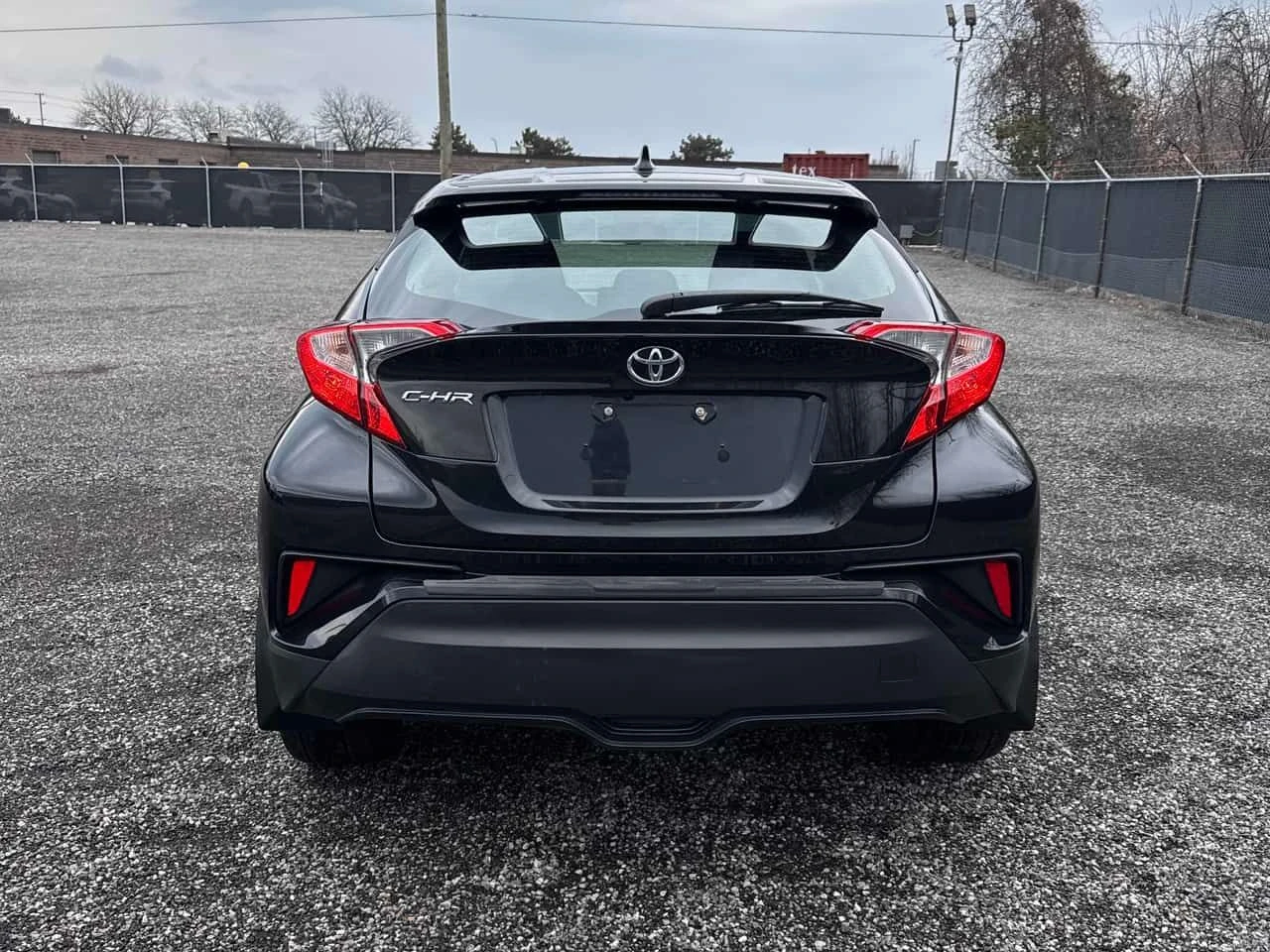 Toyota C-HR * XLE * CARFAX * ЦЕНА ДО БГ, снимка 4 - Автомобили и джипове - 54054891