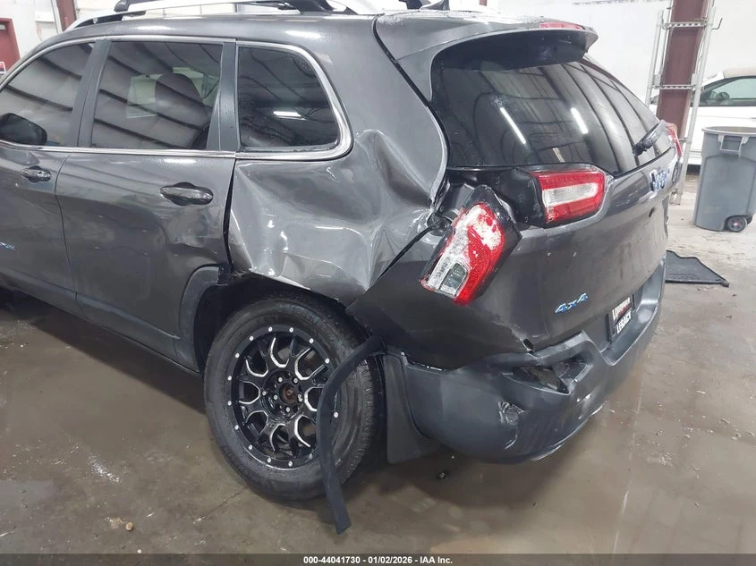 Jeep Cherokee 3.2L V-6 DOHC, 271HP 4X4 Drive | Mobile.bg � ����������� 6