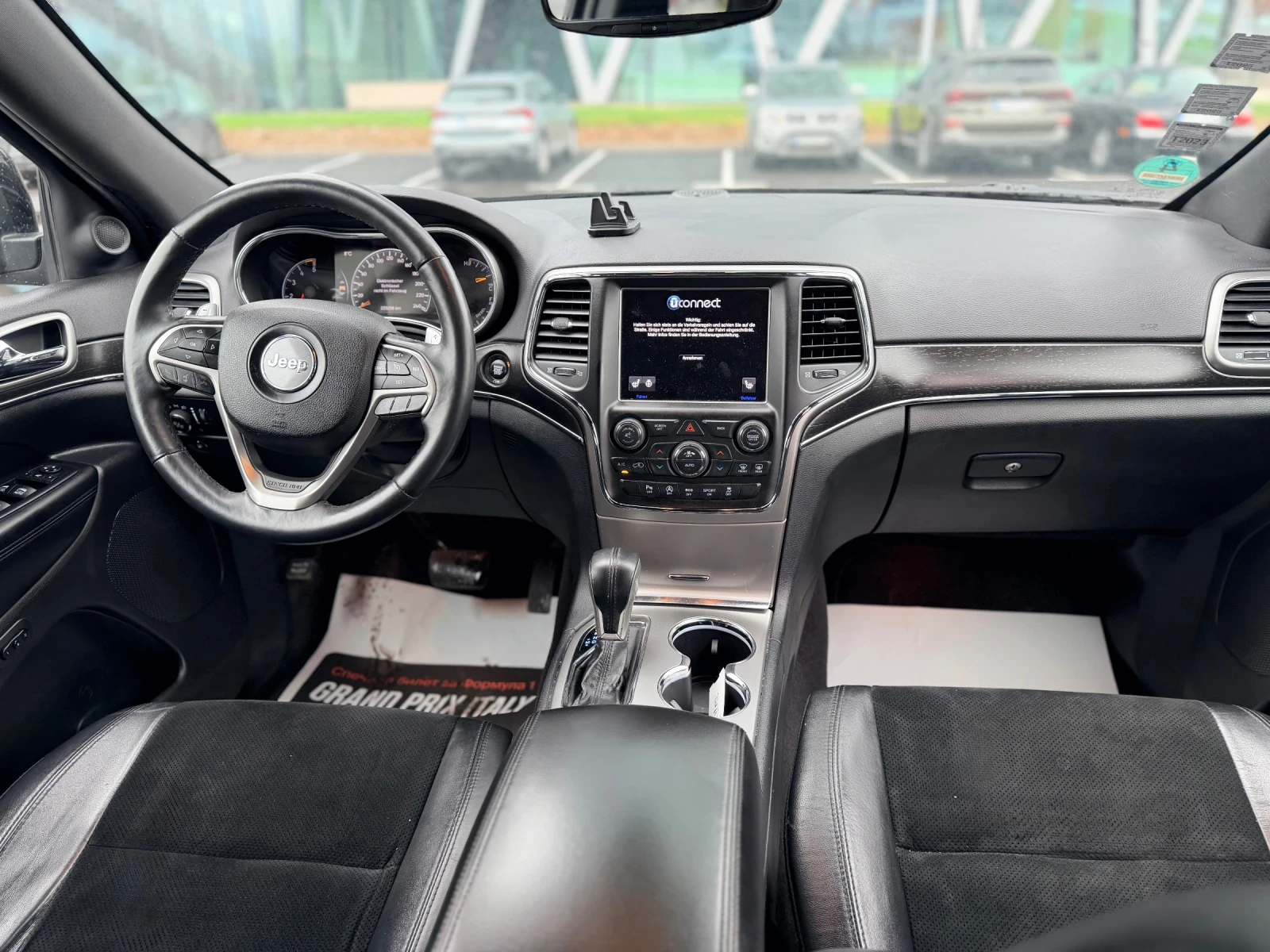 Jeep Grand cherokee 3.0CRD-NIGHT EAGLE-Лизинг през Уникредит , снимка 11 - Автомобили и джипове - 54267827