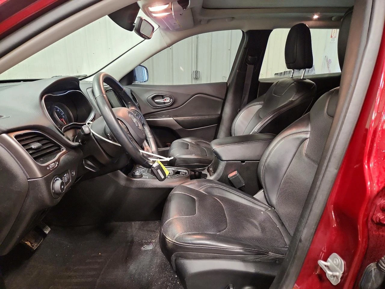 Jeep Cherokee 3.2l Limited 4x4, снимка 7 - Автомобили и джипове - 54273002