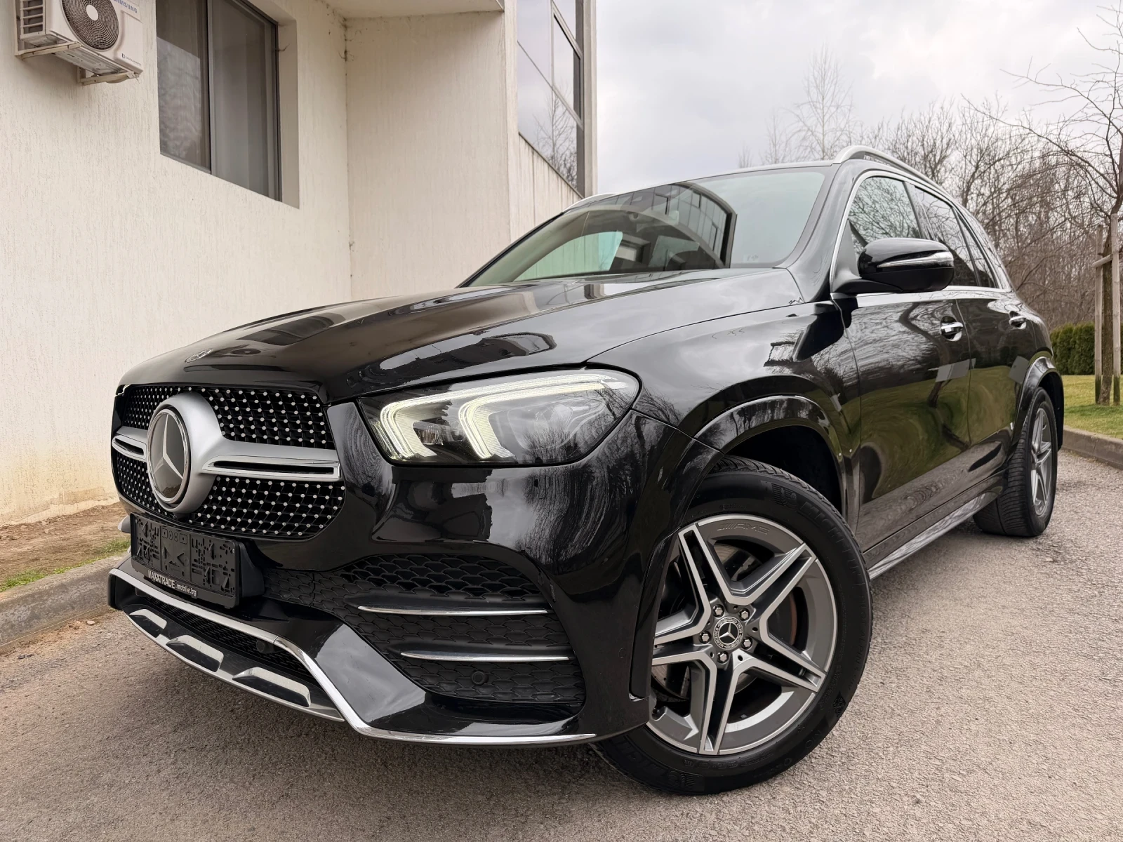 Mercedes-Benz GLE 350 4-MATIC / 300 / AMG OPTIC, снимка 3 - Автомобили и джипове - 54672453